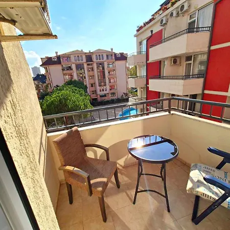 Apartament Complex Rose *